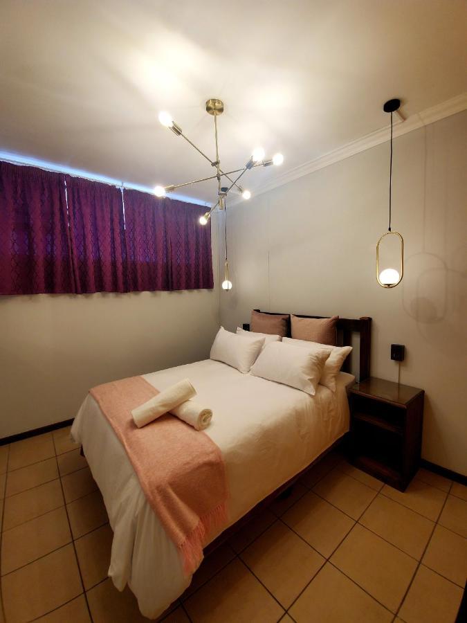 L'Escalier Cabanas 404 Amanzimtoti Extérieur photo